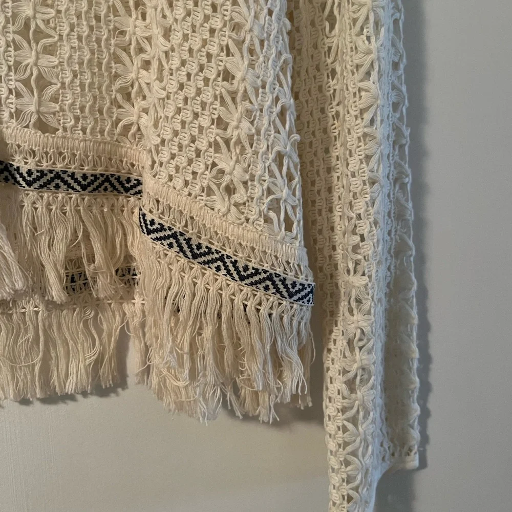 Chic Cream Crochet Fringe Blouse - Picture 3 of 4